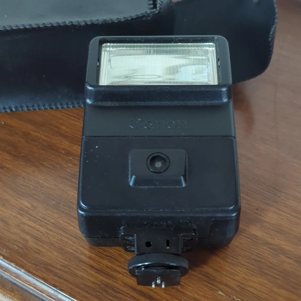 Vintage Canon T50 35mm SLR with Flash and Carrying Case